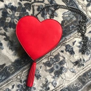 Express crossbody bag